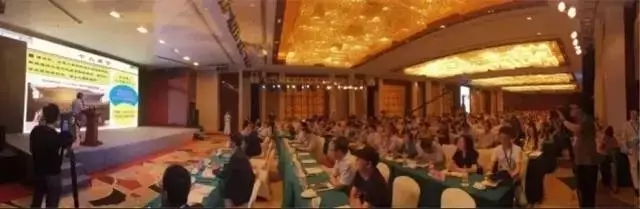 案例|中國服裝定制高峰論壇暨浙江省時尚產業聯合會成立大會